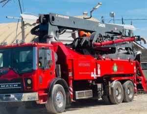 32 M Boom Pump